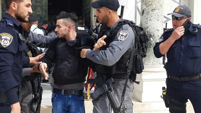 Задержание палестинца, атаковавшего полицейских на Храмовой горе