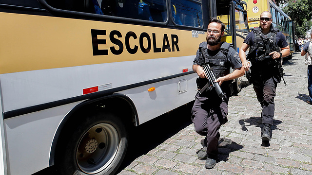 ירי בבית ספר בברזיל (צילום: EPA)