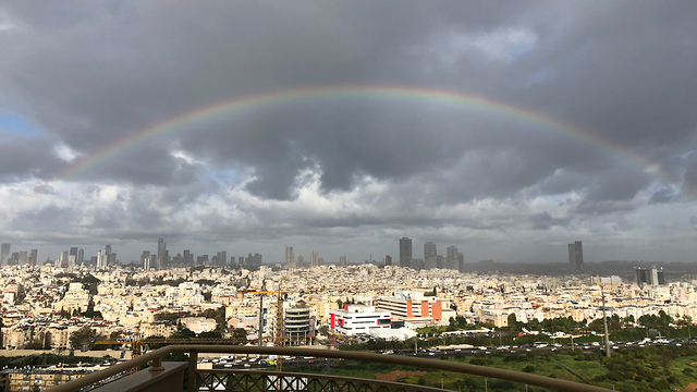 Радуга над Тель-Авивом. Фото: Ронен Рахамим