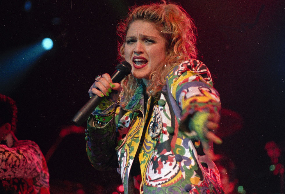 מדונה בהופעה בסיאטל ב-1985. הצלחתה המסחררת כזמרת לא הספיקה לה (צילום: AP)