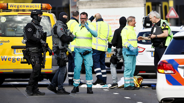 אירוע ירי הולנד אוטרכט חשמלית (צילום: AFP)