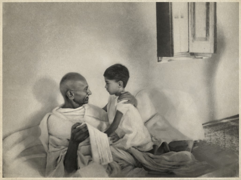 ארון גנדי (צילום: המכון לאי אלימות על שם מהטמה גנדי)
