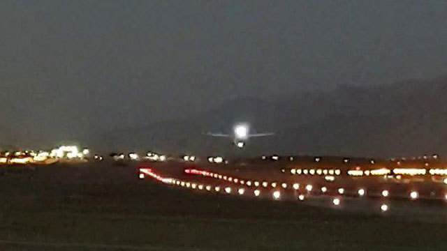 Вылет последнего самолета из Эйлата. Фото: Идан Бухман
