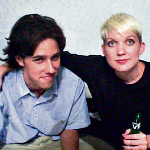 א'ורורק כבחור צעיר עם ידידה בוועידת ההאקרים בניו־יורק ב־97'