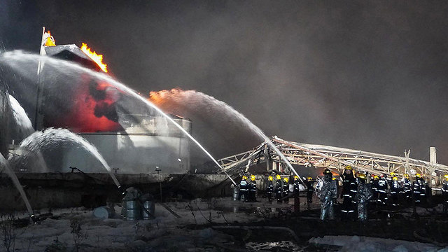 פיצוץ מפעל כימיקלים במזרח סין (צילום: AFP)