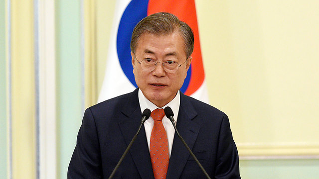 נשיא דרום קוריאה מון ג'אה אין ו ראש ממשלת מלזיה (צילום: AP)