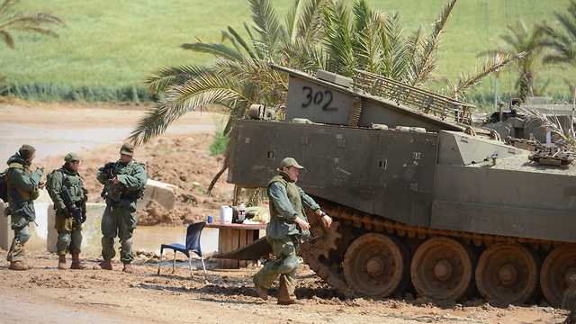 Военнослужащие ЦАХАЛа у границы с Газой. Фото: Ави Роках