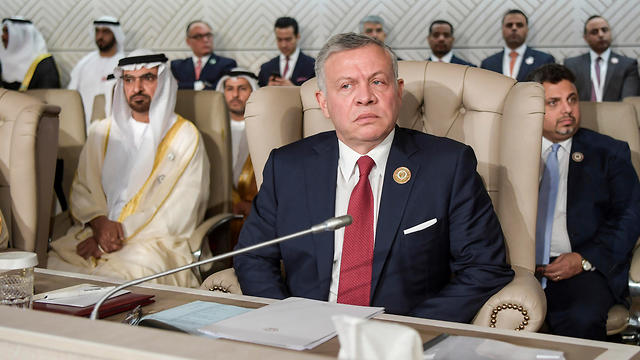 King Abdullah II of Jordan at an Arab League conference in Tunisia (צילום: AP)