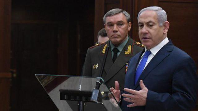 Netanyahu with Russian Chief of Military Staff (Photo: GPO)