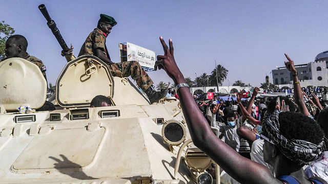 הפיכה צבאית בסודן (צילום: AFP)