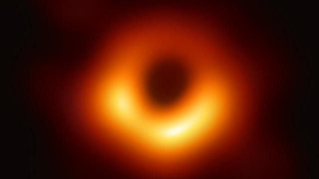 חור שחור (צילום: MCT)
