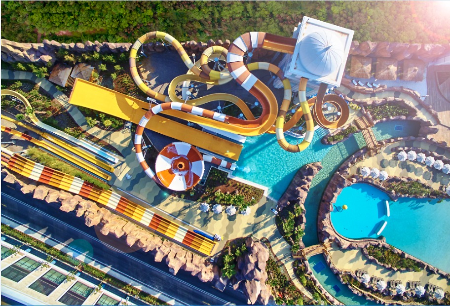 מלון בתוך פארק המים הגדול בטורקיה