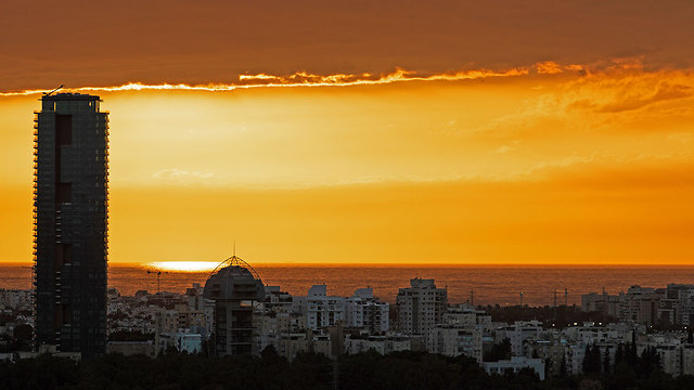  שקיעה רמת גן (צילום: ניר שרון )