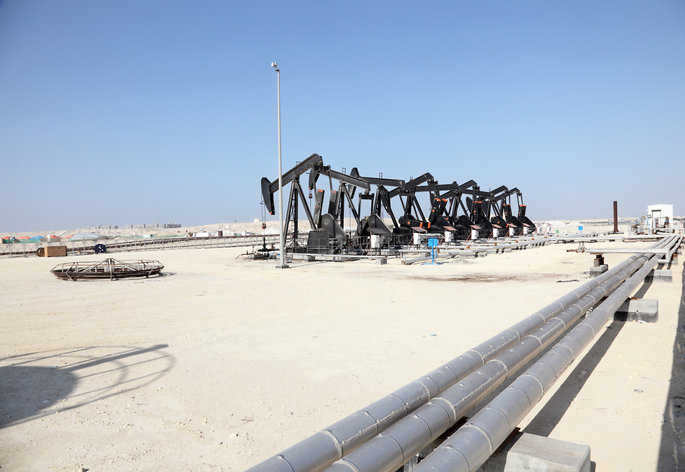 משאבות נפט בבחריין (צילום: shutterstock)
