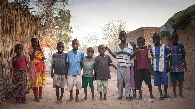 צ'אד מחנה פליטים של תושבים מ דרפור סודן (צילום: AFP)