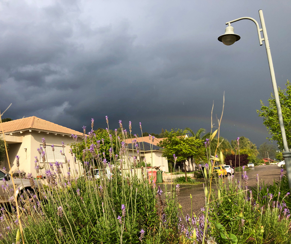 גשם Тучи над Шеар-Йешув. Фото: Лила Лев-Ариישוב 