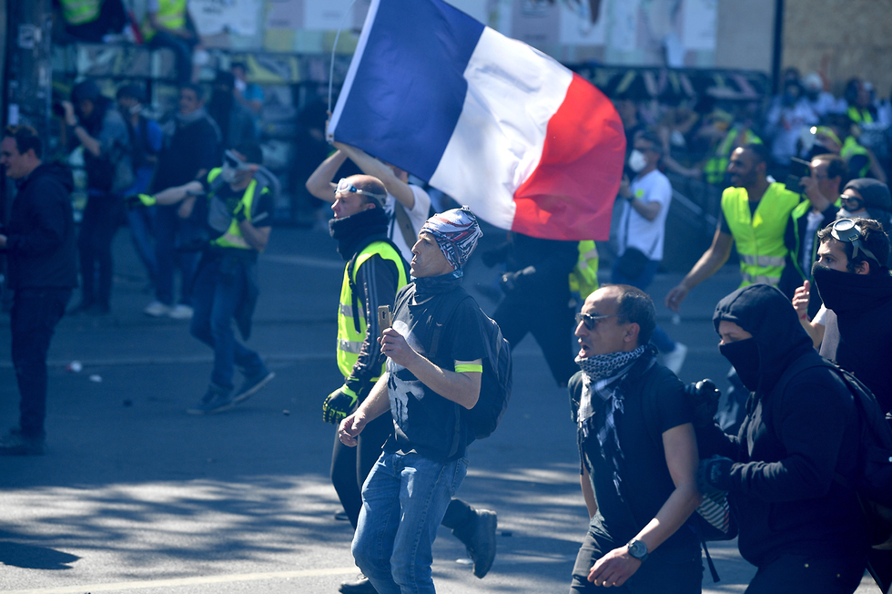הפגנות פריז האפודים הצהובים מחאה הפגנה (צילום: gettyimages )