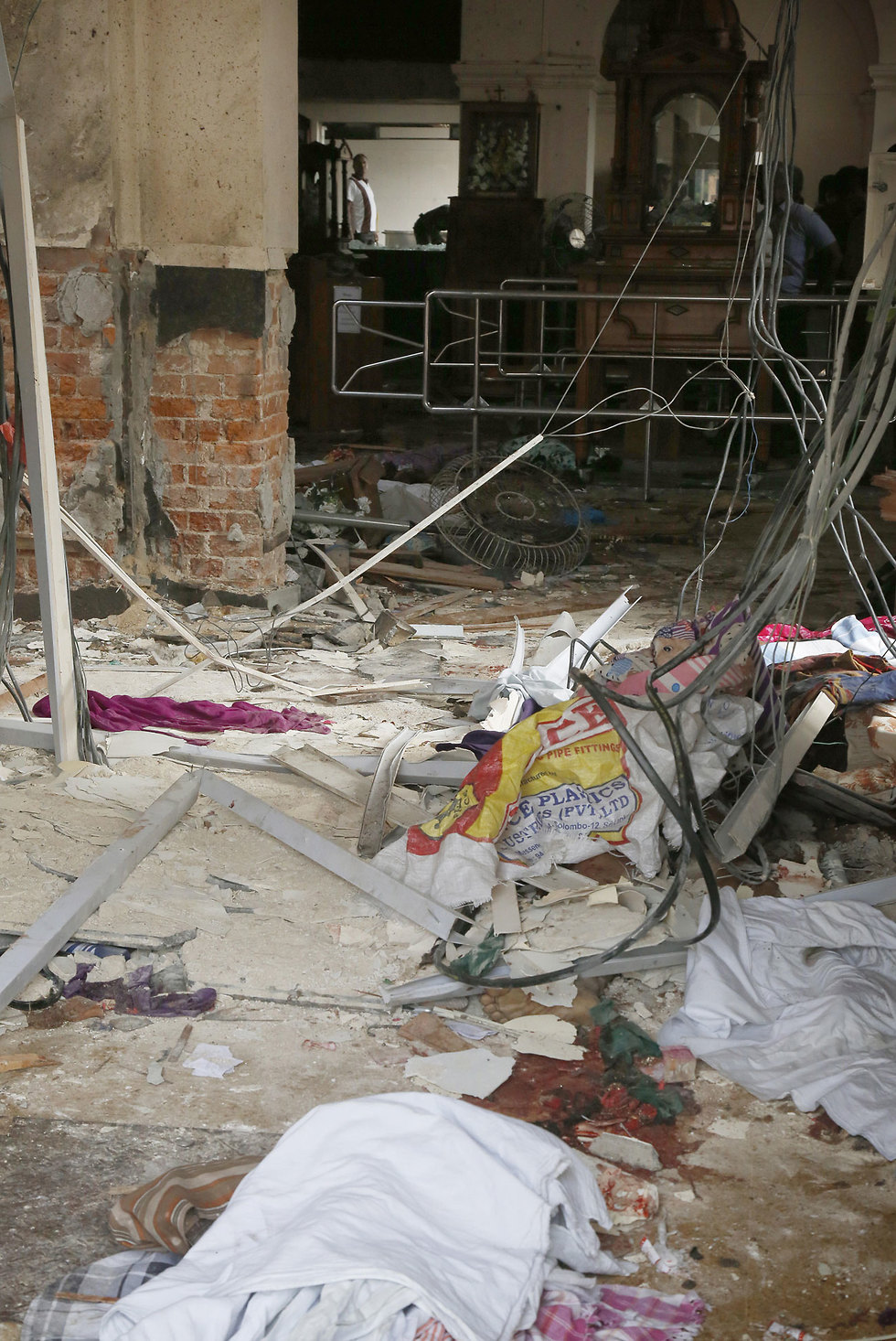 פיצוץ בסרי לנקה קולובו (צילום: EPA)
