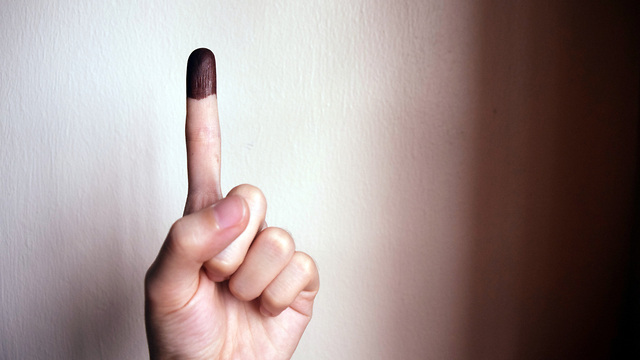 הודו אילוסטרציה טעות כרת אצבע (צילום: shutterstock)