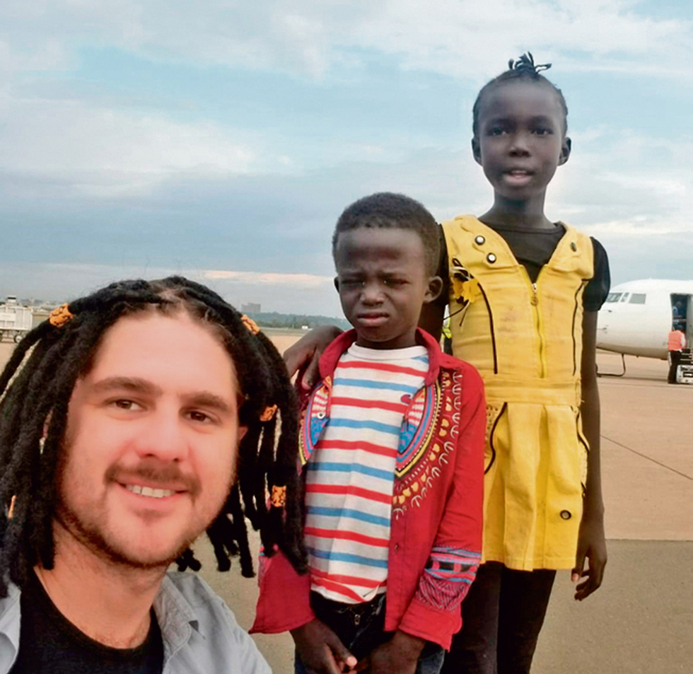 אהרון צוף מ אש קודש חילוץ משפחה אתיופית דרום סודן אפריקה פיאת' אדירג'ו ביור איין ()