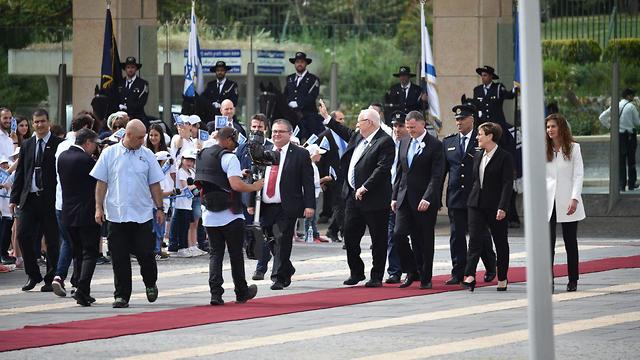 Встреча президента Израиля на церемонии открытия кнессета XXI созыва. Фото: Йоав Дудкевич