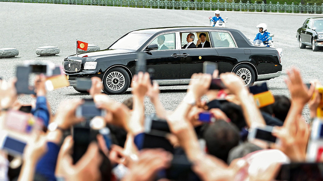 יפן קיסר חדש נרוהיטו (צילום: AFP)