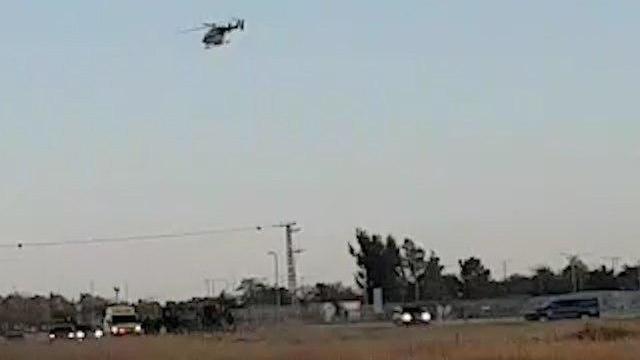  Вертолет, на котором эвакуируют раненых