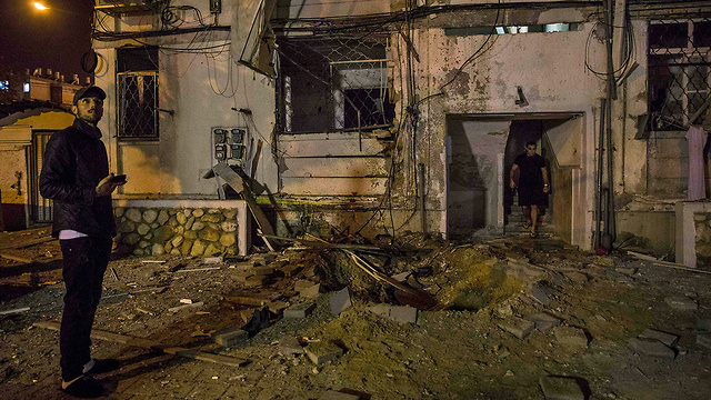 A house in Ashkelon is hit in the May 2019 escalation (Photo: AP)