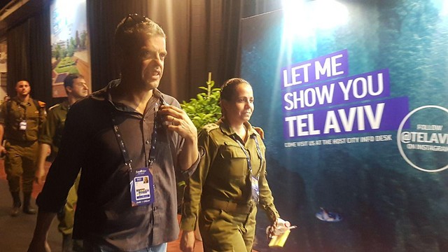 נציגי פיקוד העורף במתחם האירוויזיון בתל אביב (צילום: איתי בלומנטל)