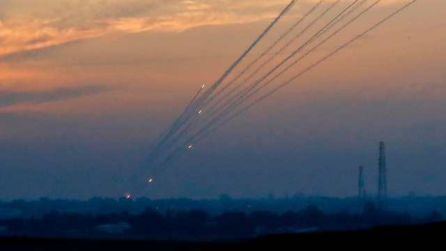  Ракетный обстрел Израиля из сектора Газы. Фото: AFP