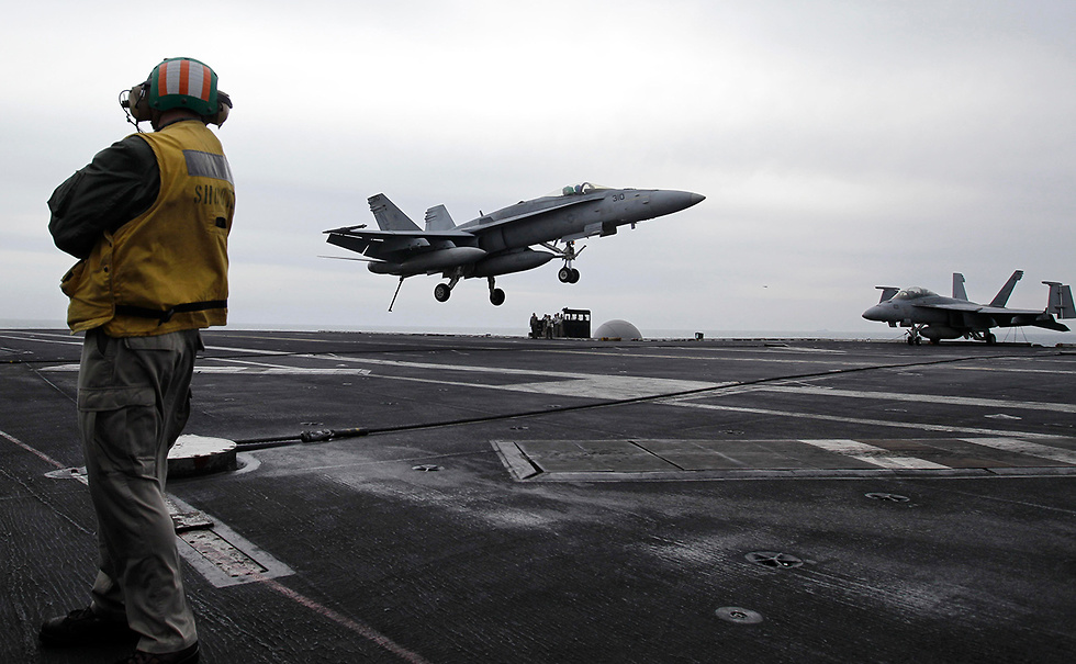 US dispatches aircraft carrier to the Persian Gulf (Photo: AP)