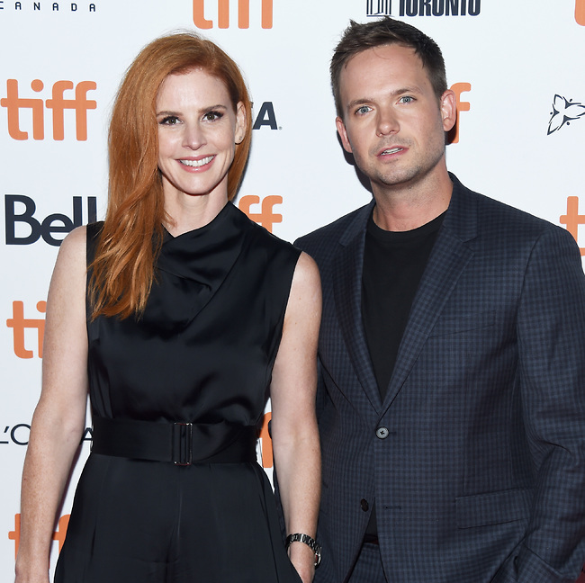 שרה רפרטי ופטריק ג'יימס אדאמס (Amanda Edwards/Getty Images) שרה רפרטי ופטריק ג'יימס אדאמס (Amanda Edwards/Getty Images)