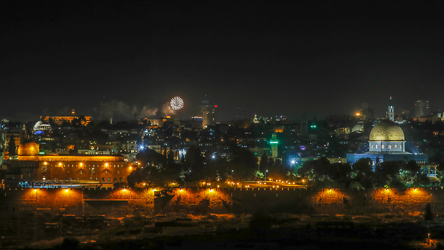 Салют над Иерусалимом. Фото: ЕРА