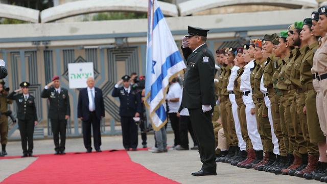 טקס הנשיא ראובן ריבלין עם 120 החיילים המצטיינים בבית הנשיא בירושלים (צילום: אלכס קולומויסקי)