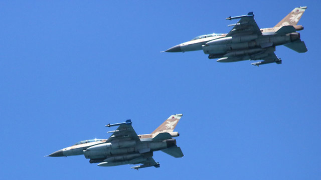 Самолеты F-16. Фото: Матан Дери