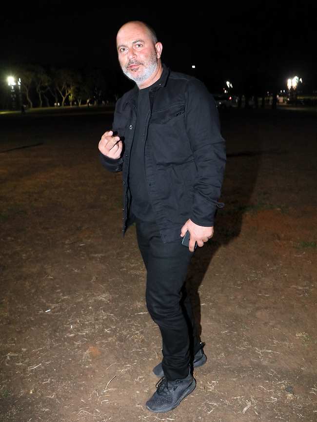 מרגישים מוגנים. ליאור רז (צילום: אמיר מאירי) מרגישים מוגנים. ליאור רז (צילום: אמיר מאירי)