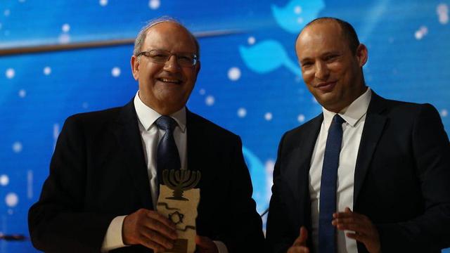 פרופסור אהרון ממן זוכה פרס ישראל טקס פרסי ישראל נפתלי בנט (צילום: אוהד צויגנברג)