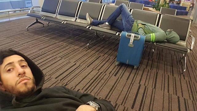 מרום גורי אחד מהישראלים שעוכבו בשדה התעופה ()