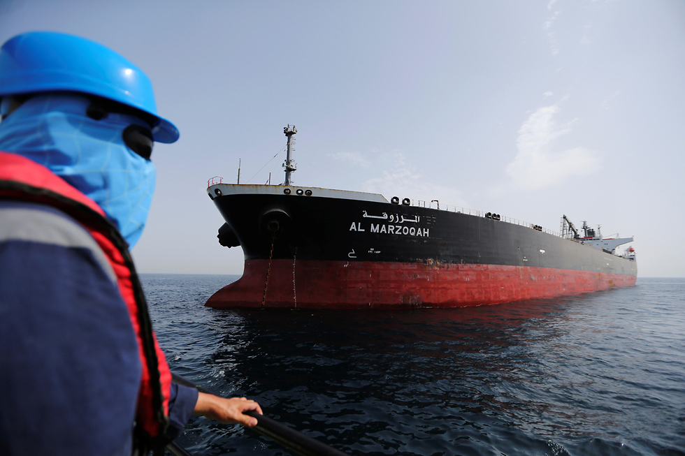 תקיפת אוניות ו מכליות ב איחוד האמירויות מכלית הנפט הסעודית אל מרזוקה (צילום: רויטרס)