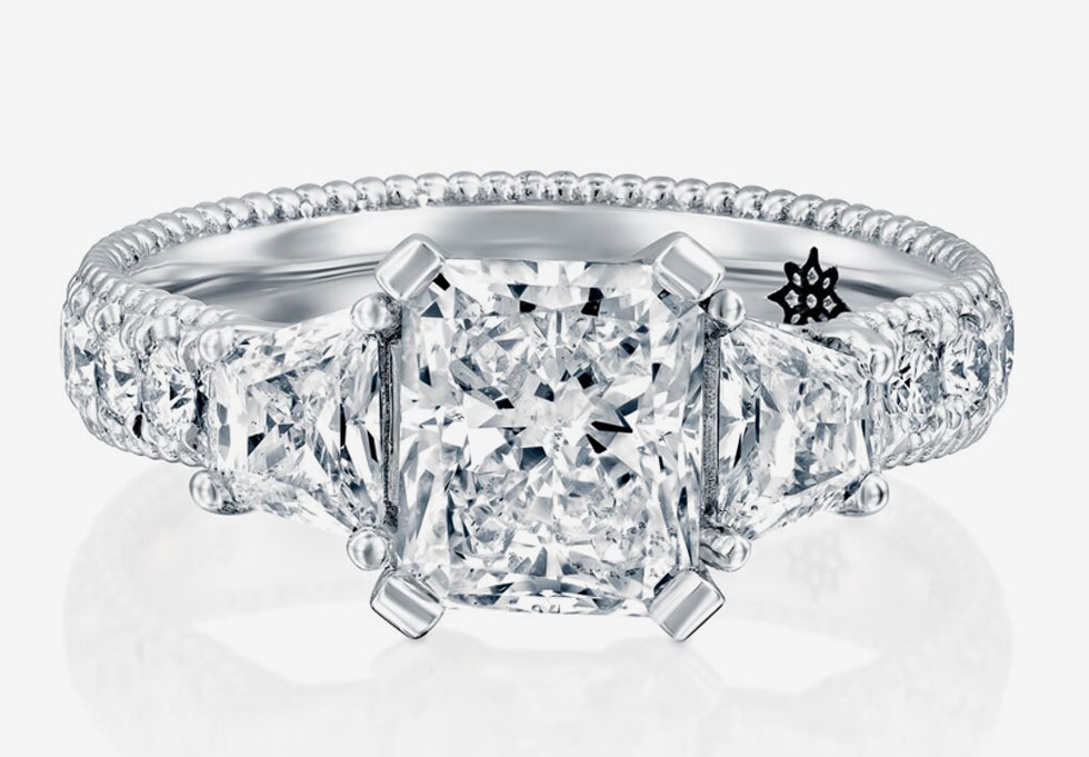 טבעת יהלומים בעיצובה של דנה אריש.  אי אפשר להתעלם  (צילום: אורי לבני)