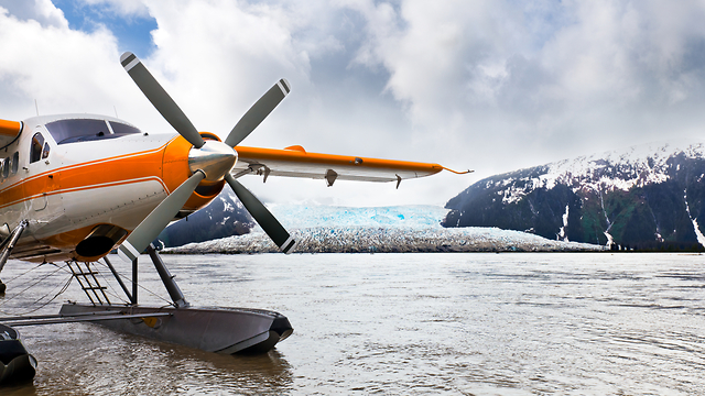 Самолет на Аляске. Фото: shutterstock: 