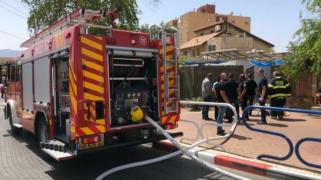 Пожарные на месте взрыва в Эйлате. Фото: пресс-служба пожарной охраны