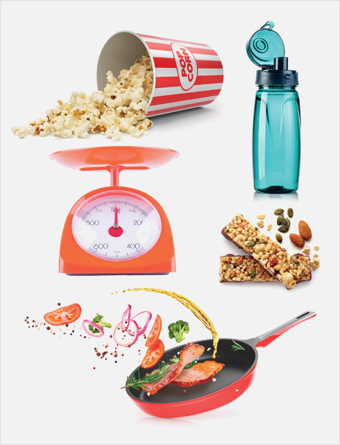 שקילת המזון, פופקורן כחטיף, נשנושים במידה, בישול בבית ושתיית מים (צילום: Shutterstock)