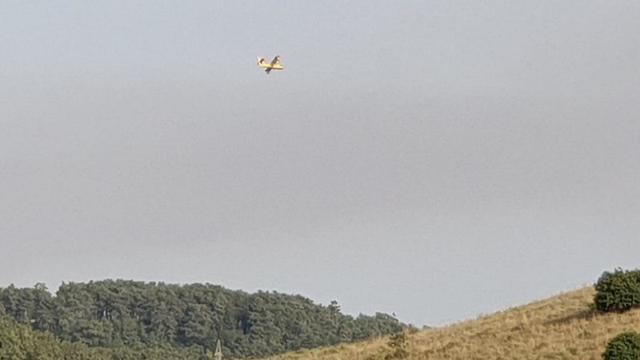 מטוס כיבוי אש מכל השריפות ביער ברמות מנשה (צילום: מועצה אזורית מגידו)
