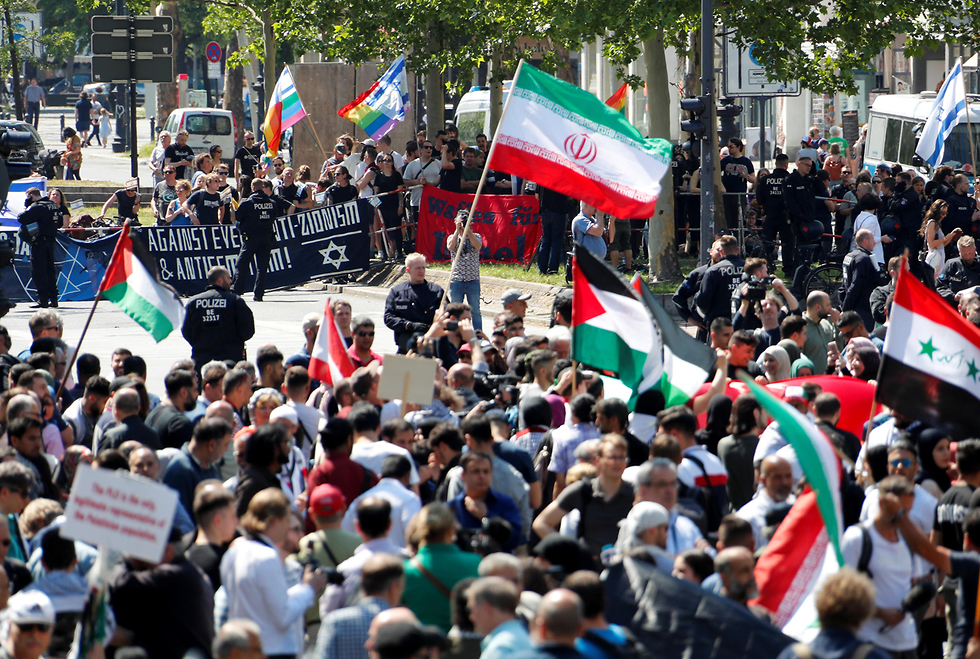 יום אל קודס יום ירושלים העולמי ברלין גרמניה הפגנה נגד ישראל (צילום: רויטרס)