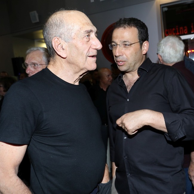ראש הממשלה לשעבר. רביב דרוקר ואהוד אולמרט (צילום: רפי דלויה) ראש הממשלה לשעבר. רביב דרוקר ואהוד אולמרט (צילום: רפי דלויה)