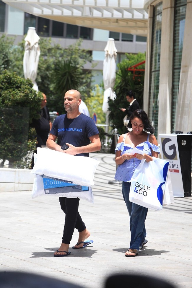 לא התחתנה והיא מאושרת (צילום: מוטי לבטון) לא התחתנה והיא מאושרת (צילום: מוטי לבטון)