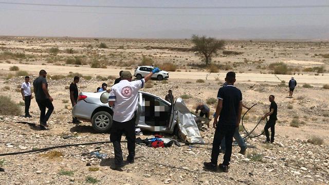 תאונת דרכים קשה בערבה (צילום: תיעוד מבצעי מד