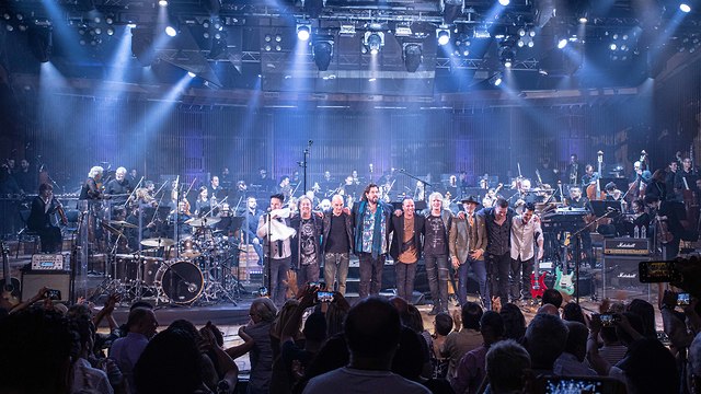 The Israeli Philharmonic Orchestra on stage with Alan Parsons and his band