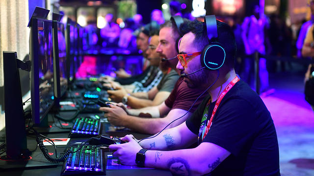 תערוכת E3  (צילום: AFP)